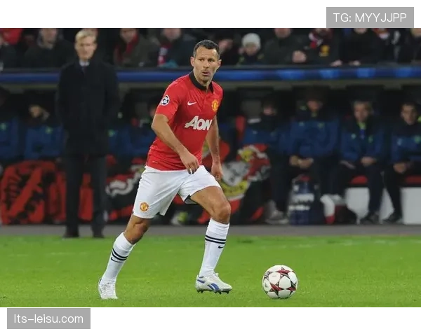 战术评论：高位逼抢战术在当代足球中的演变与局限